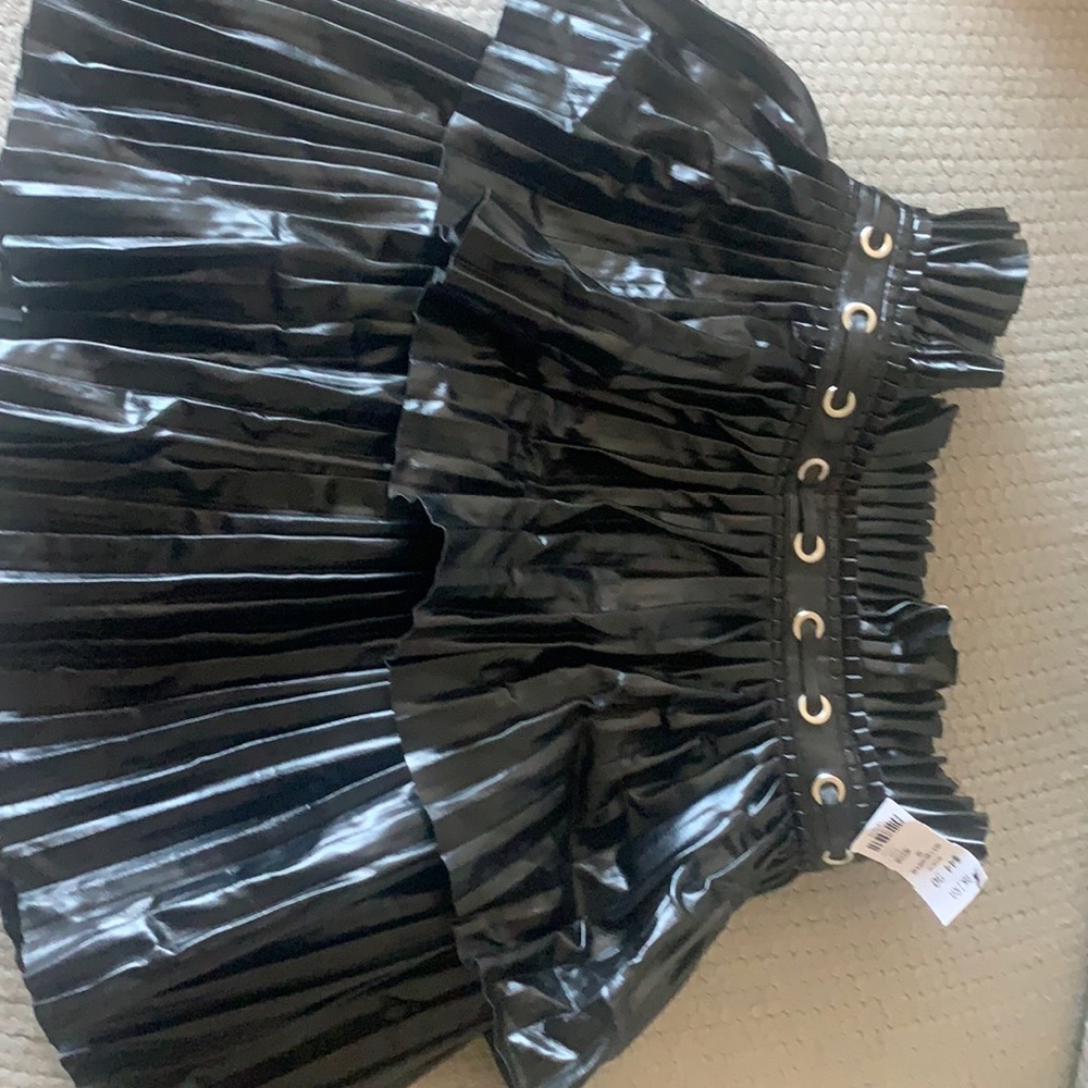 Pleated Pu skirt, size M